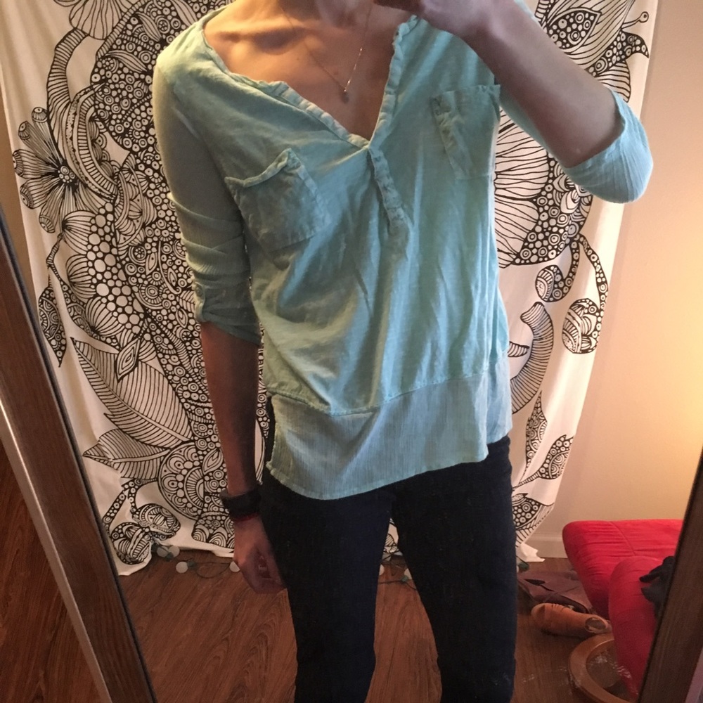 Blue 3/4 shirt