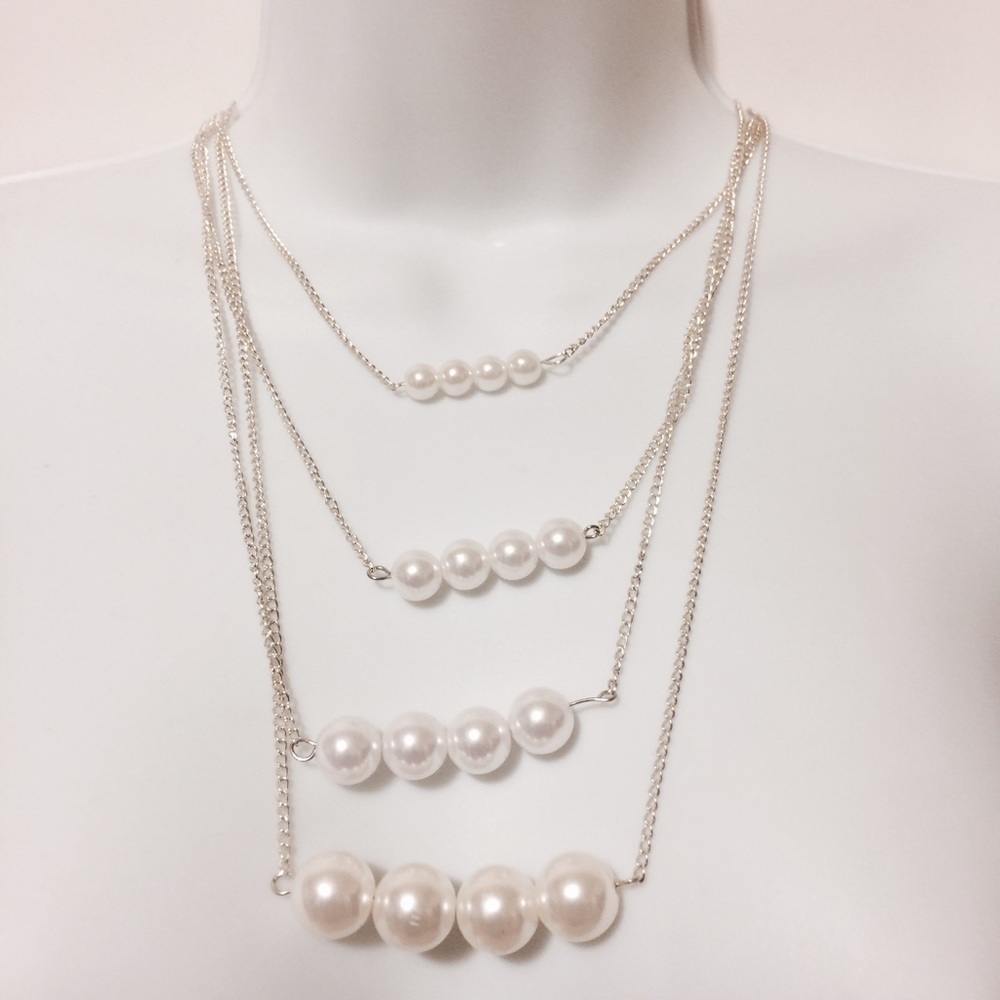 Four Suspended Tiered Pearl Necklace - Picture 2 of 5