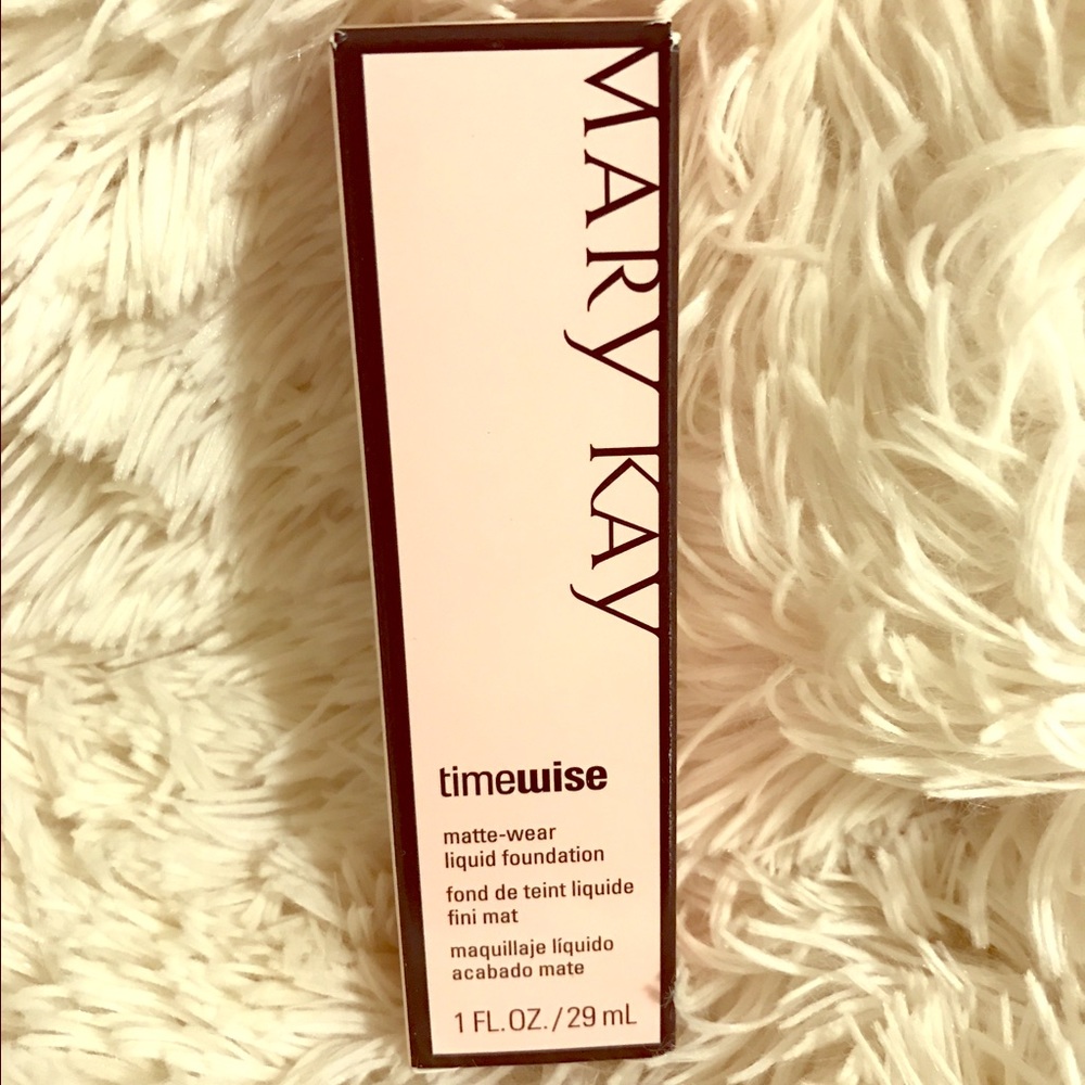 Mary Kay Timewise Foundation Beige 1