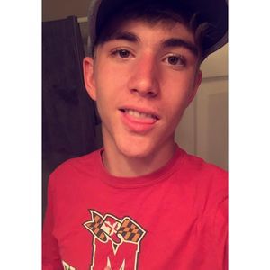 Meet your Posher, Brady