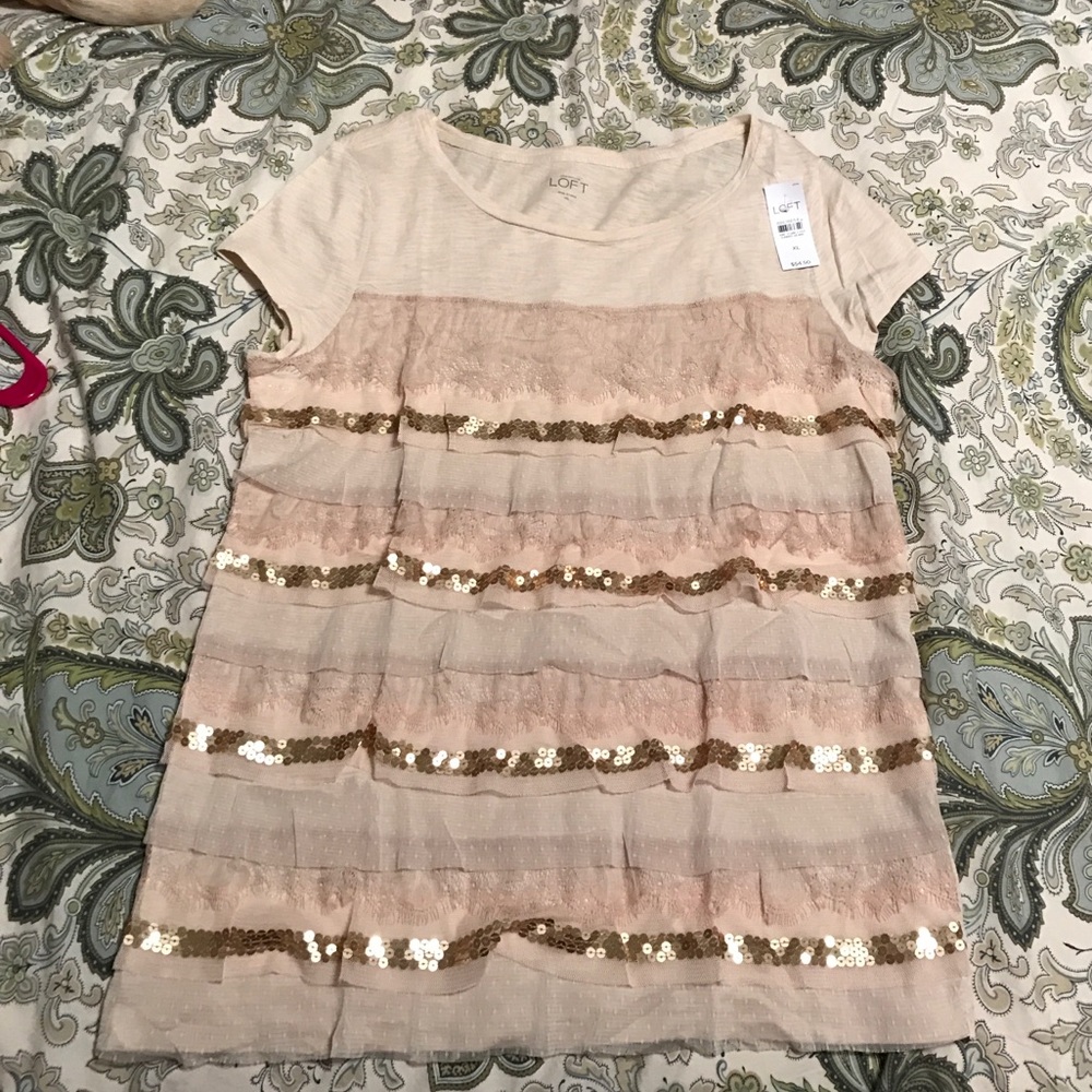 Tulle, lace and sequin layered tee