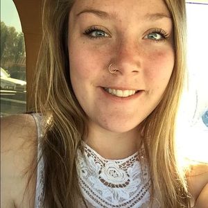 Meet your Posher, Destiny