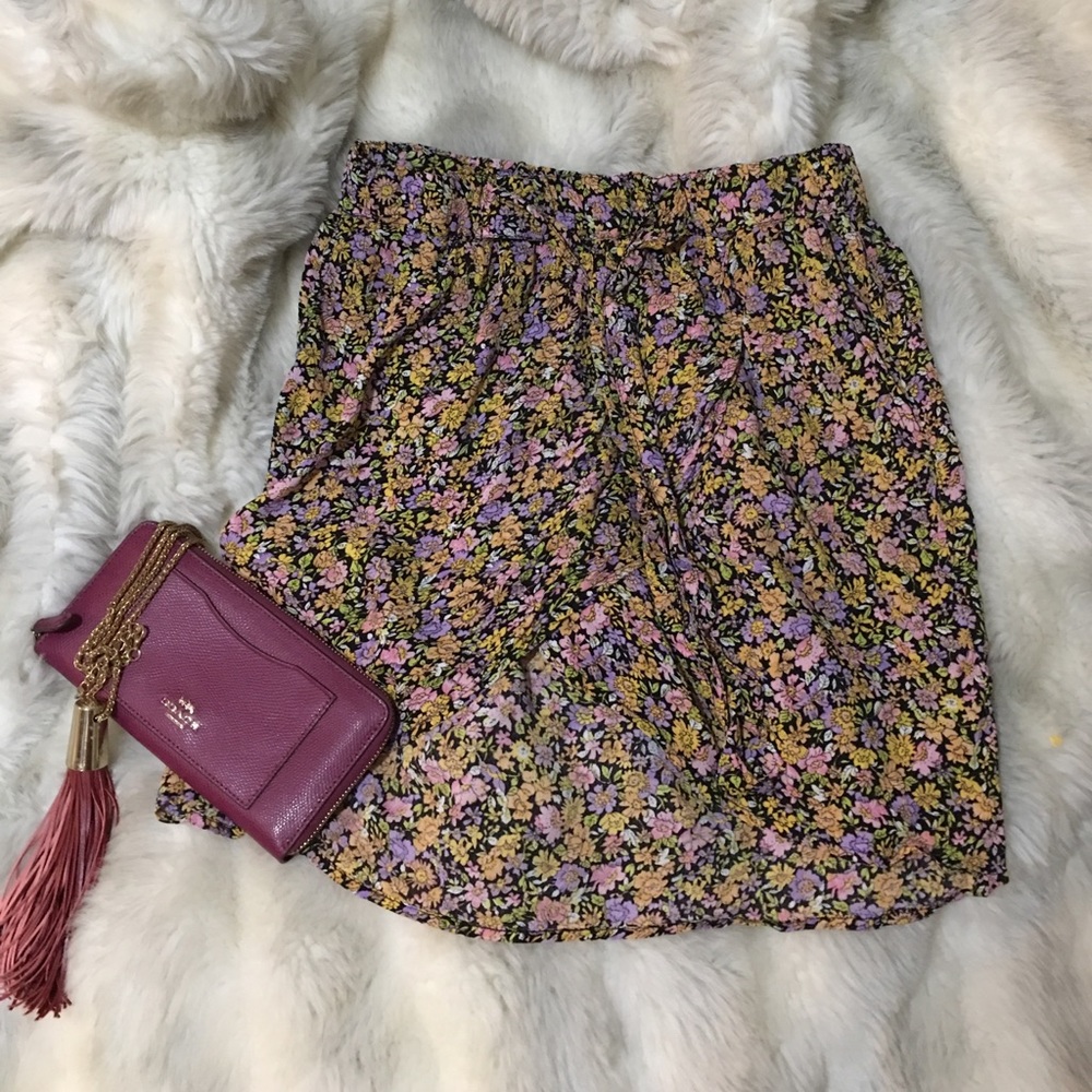 H&M Flower Print skirt