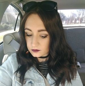 Meet your Posher, Haley