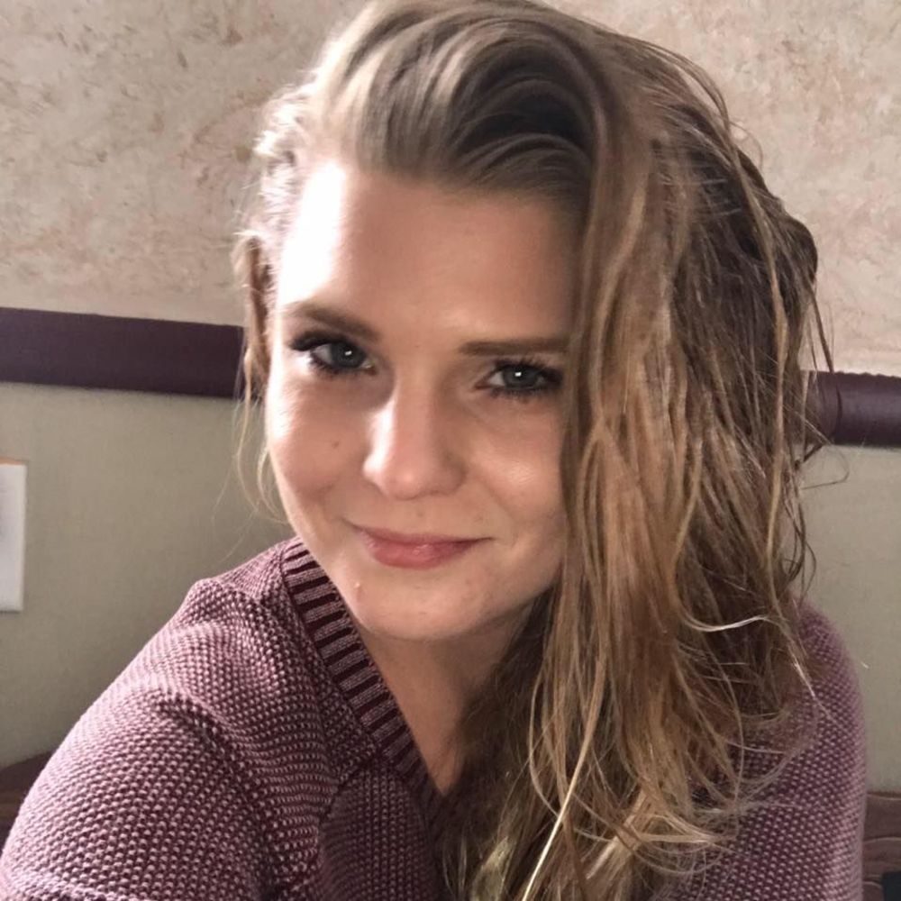 Meet your Posher, Chelsey