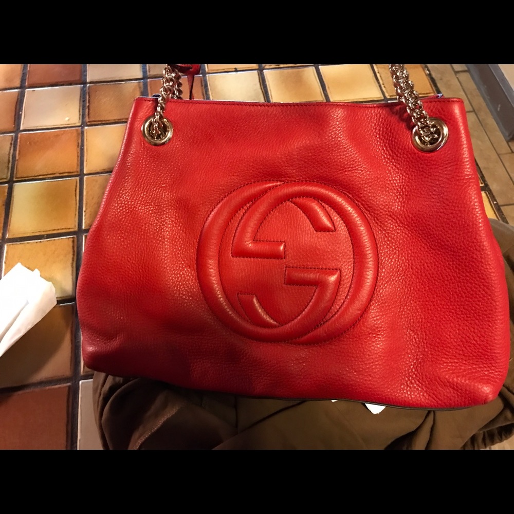 Gucci red soho tote