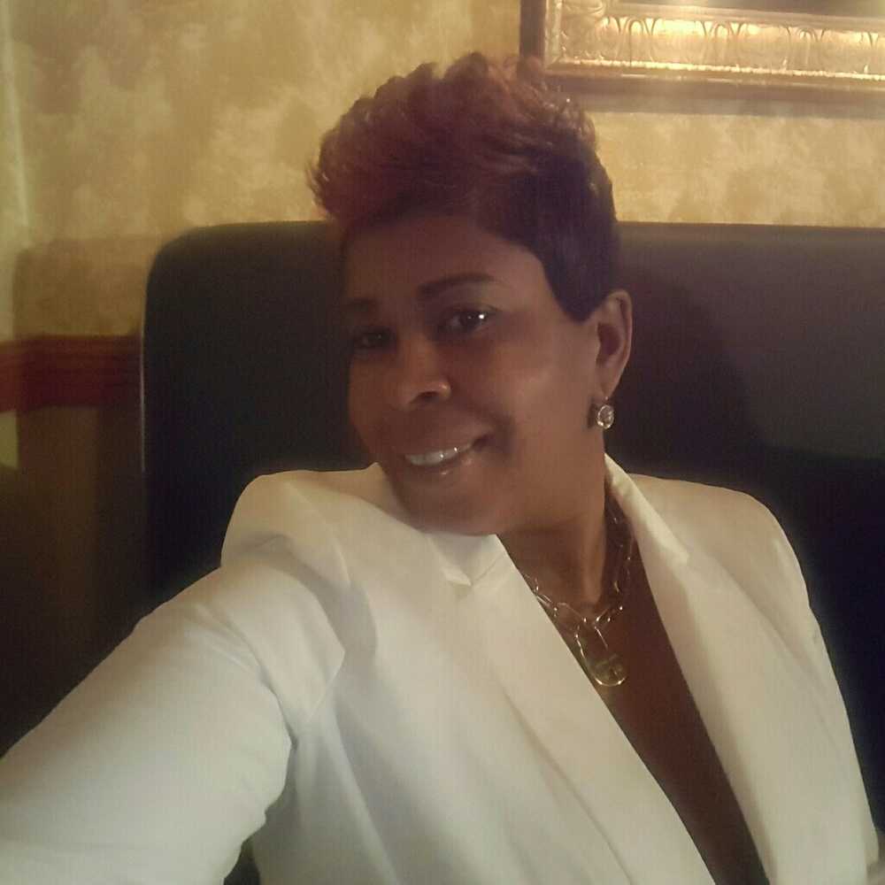 Meet your Posher, Lashonda