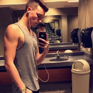 Meet your Posher, Shawn