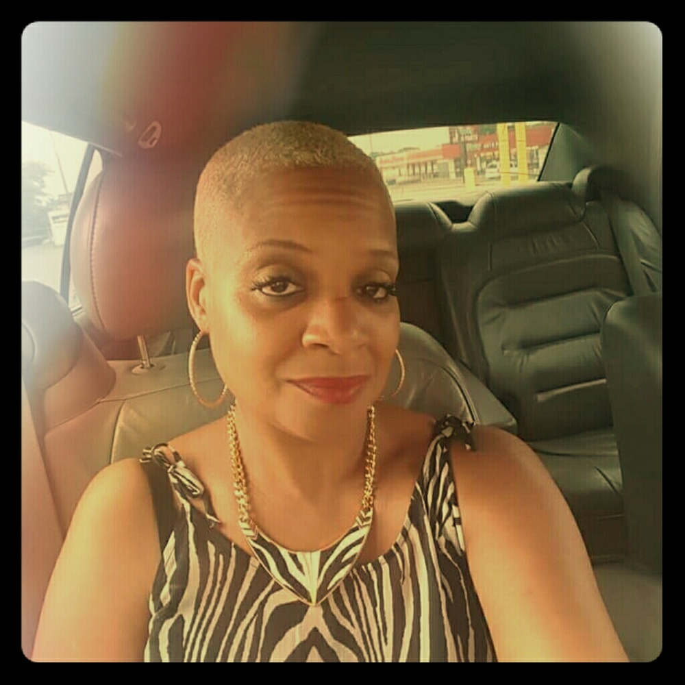 Meet your Posher, Crystal