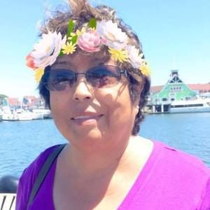 Meet your Posher, Beatriz