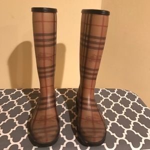 Burberry rain boots