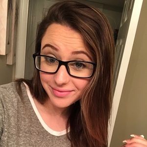 Meet your Posher, Serenna