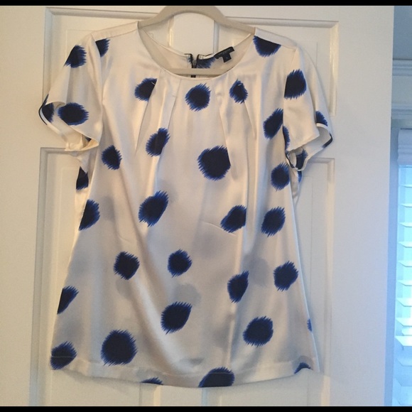 Ann Taylor Tops - Ann Taylor Short Sleeve Silk Top