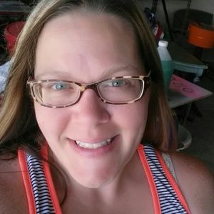 Meet your Posher, Lindsey