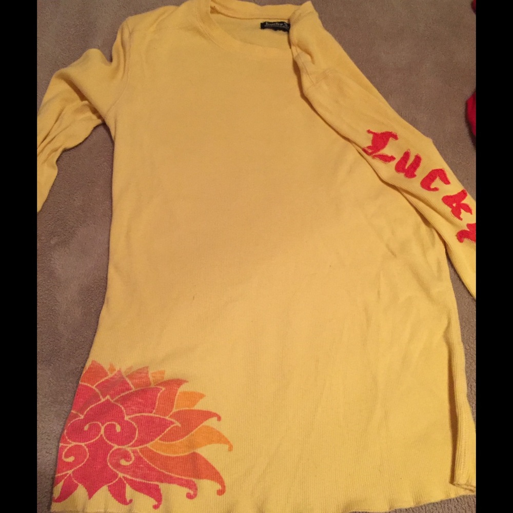 Lucky Brand Henley top!