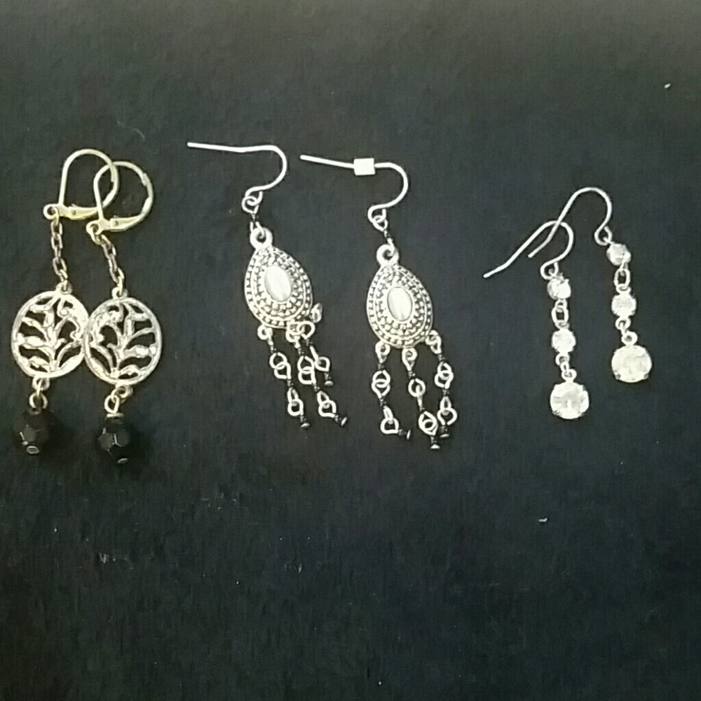 3 set earring bundle. Will sell each individually