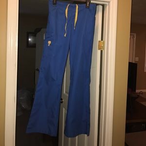 Small tall scrub bottoms