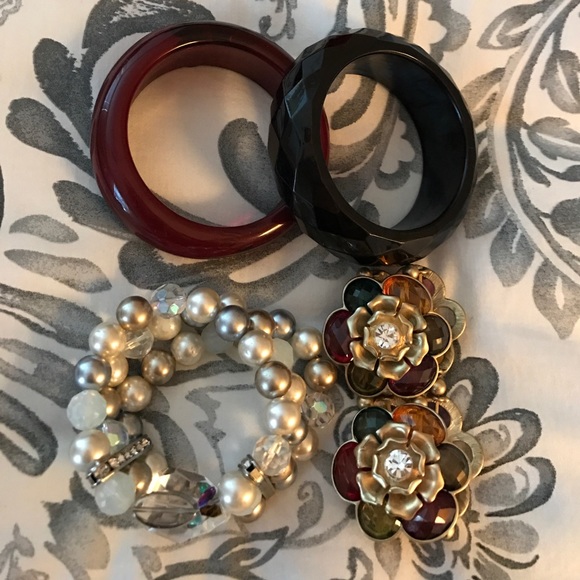 Jewelry - SOLD 4 Fashion bracelets!