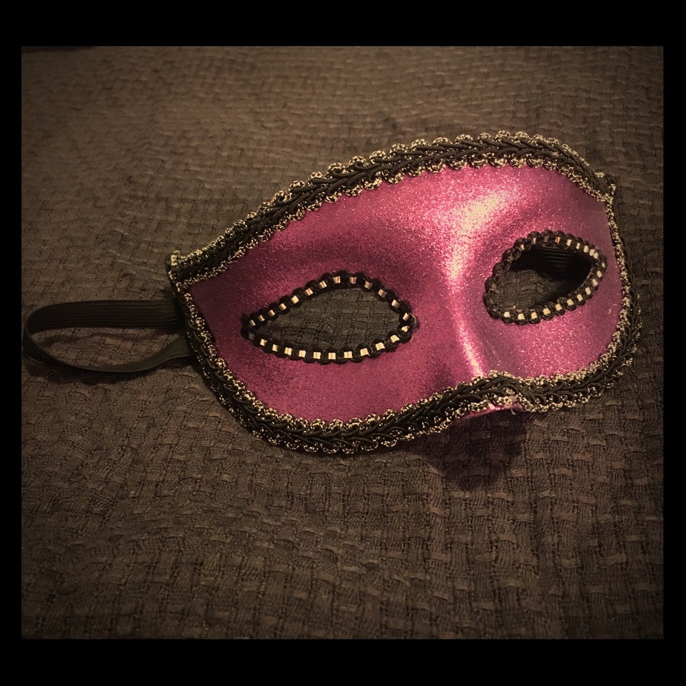 Masquerade Mask 🎭