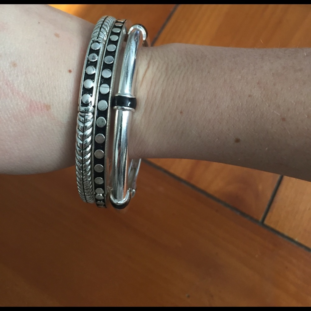 Silver and Black Bangle Set
