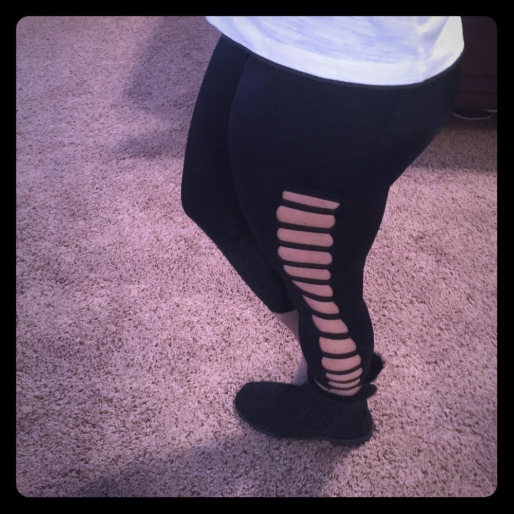 ❗️Onzie Leggings❗️