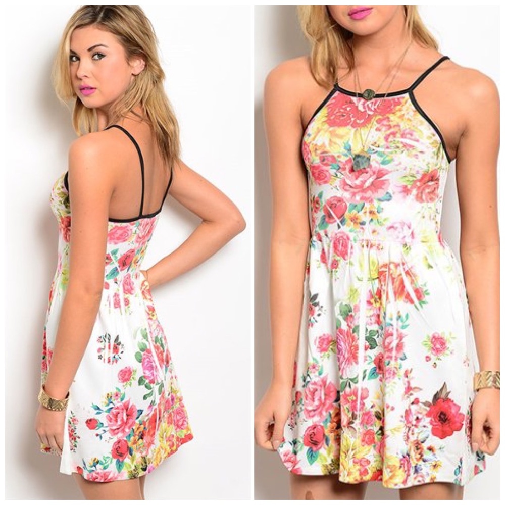 3 for $20🚨Halter Style Floral Dress - Picture 1 of 7