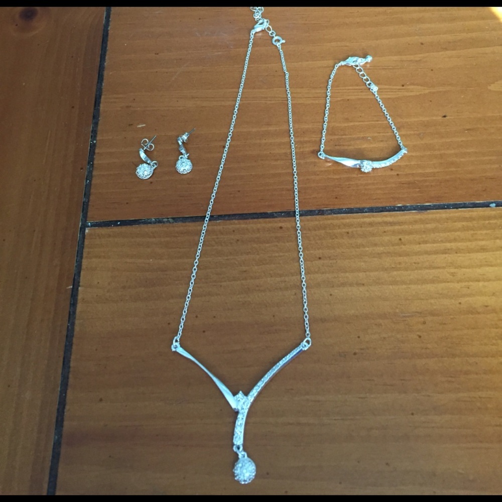 Silver Necklace, Bracelet and Earring Set