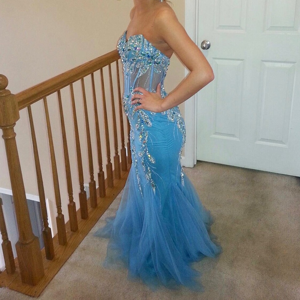 Prom dress