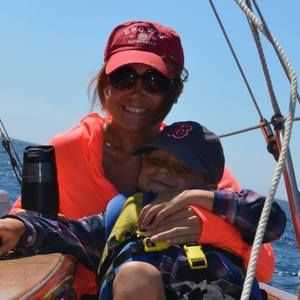 Meet your Posher, Andrea