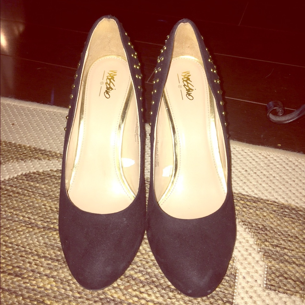 Black heels w/ gold spikes