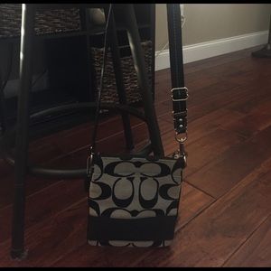 Coach 💯 Authentic Mini Crossbody Bag