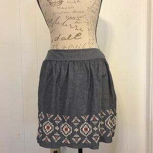 American Eagle Aztec skirt