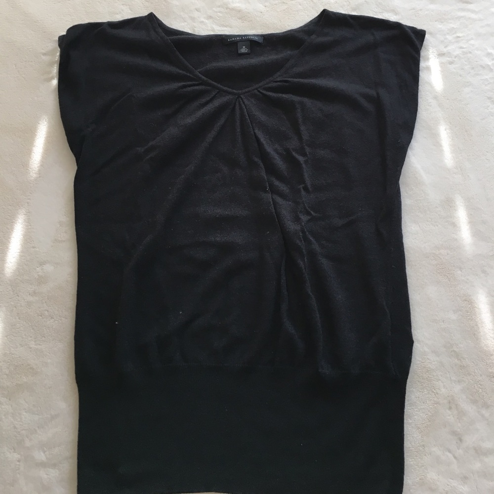 Banana Republic black knit top - size M