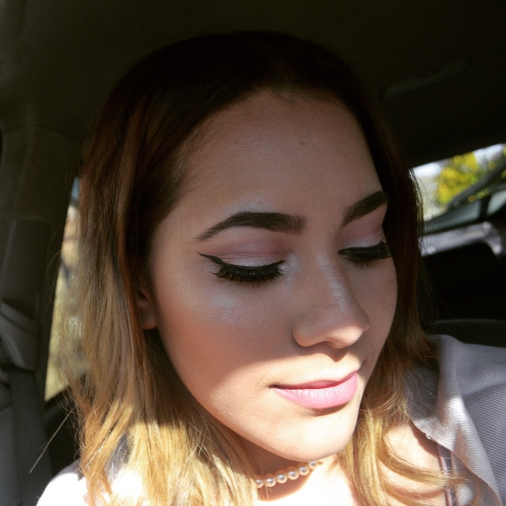 Meet your Posher, Eve