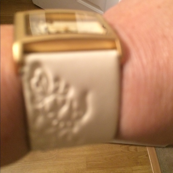 Regal Sweden Beige and Gold color Wristwatch main image 5