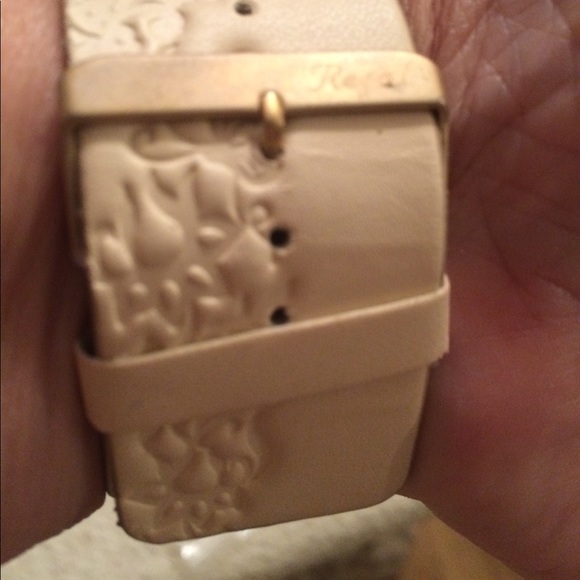 Regal Sweden Beige and Gold color Wristwatch