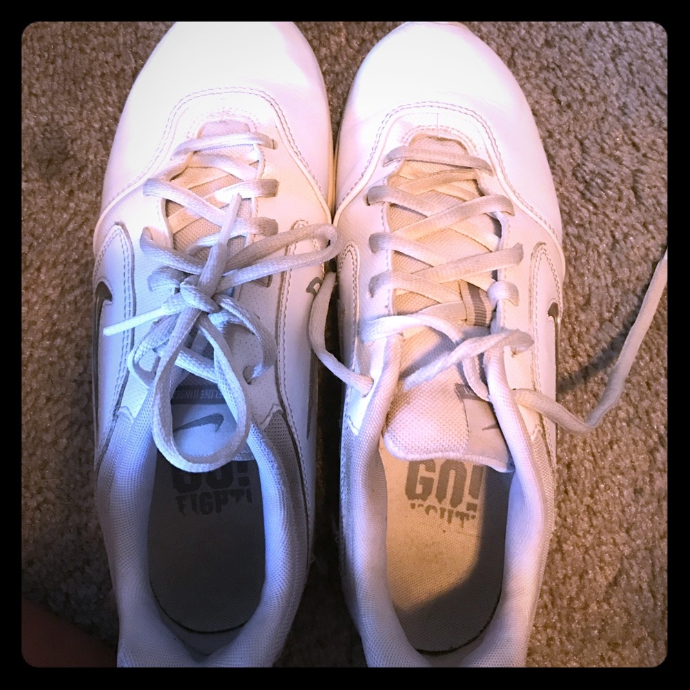 Cheer shoes
