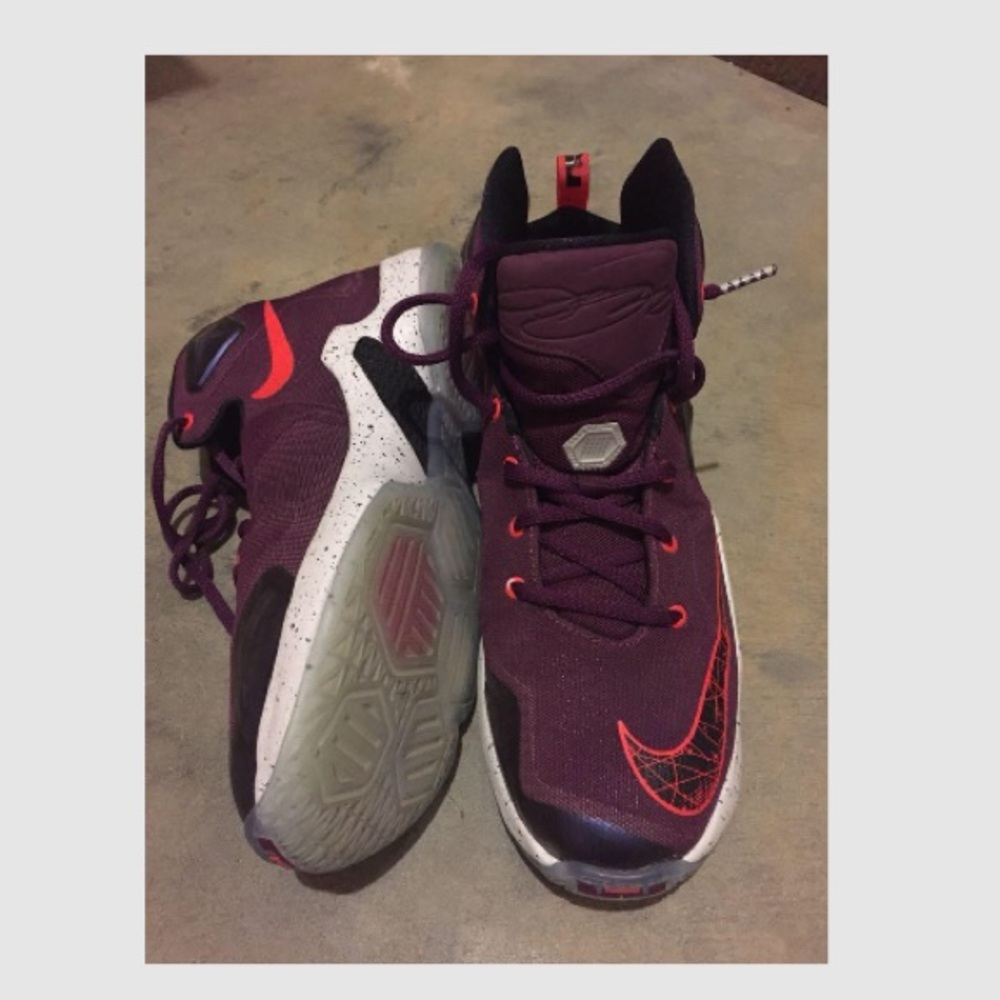 Nike Basketball shoes- make an offer🏀