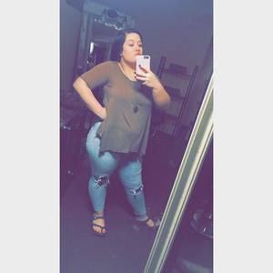 Meet your Posher, Cierra