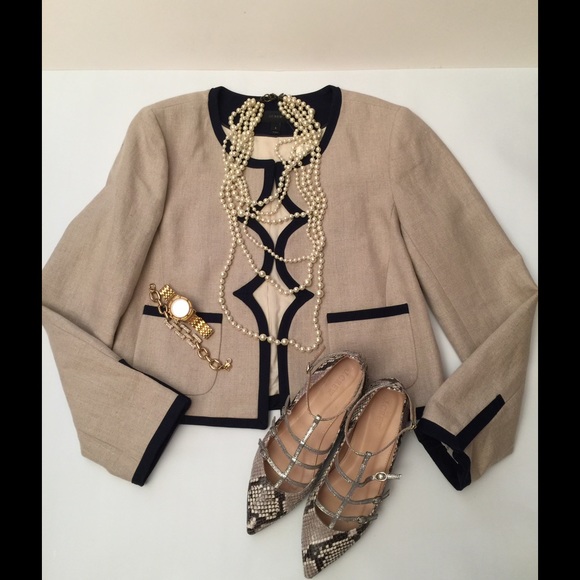 J. Crew Jackets & Blazers - Price 💧🎉HP 🎉JCrew ] Linen Jacket-Scallop Trim❤