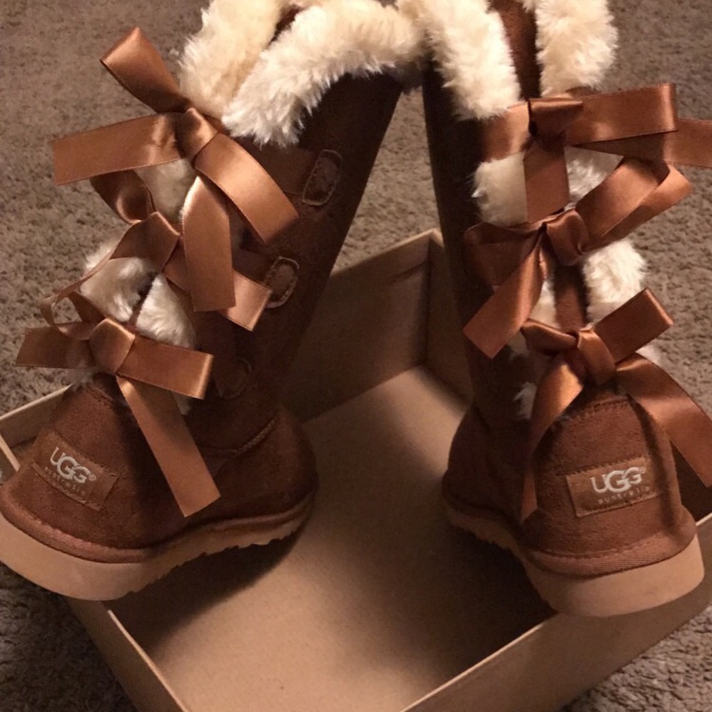 Ugg Boots - Picture 3 of 3