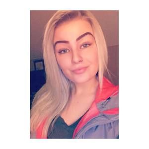 Meet your Posher, Brianna