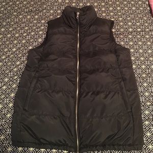 Maternity puffy vest