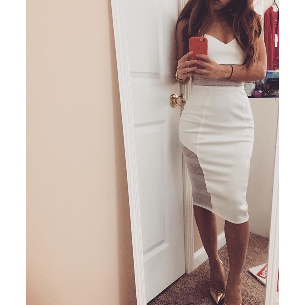 White dress Size XS