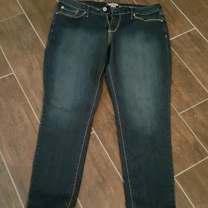 Denizen Levi Jeans