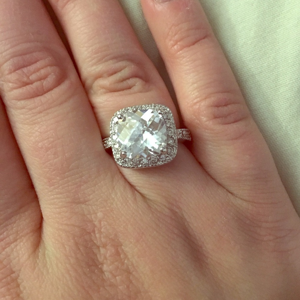 Lia Sophia ring 💍