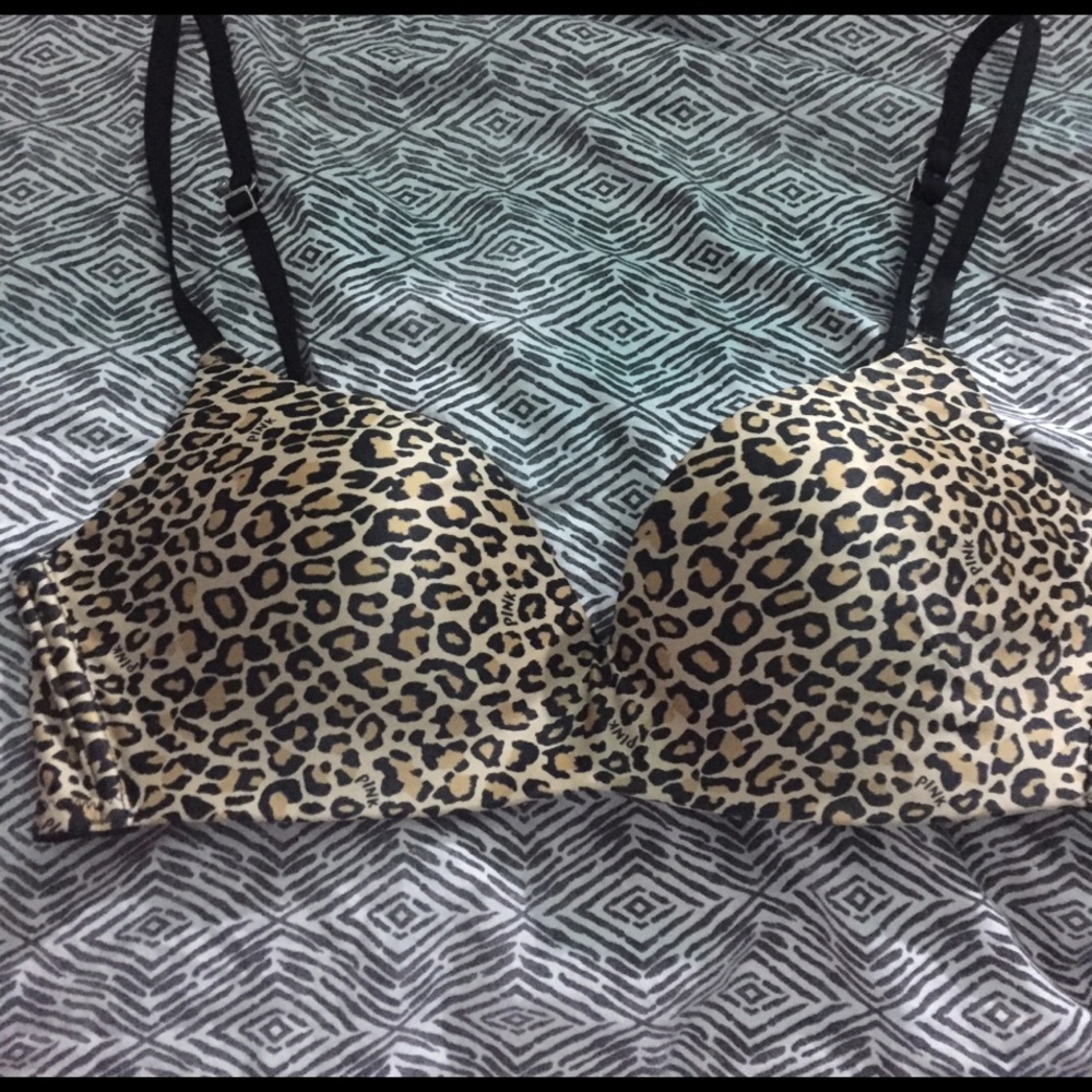 Victoria's Secret Pink bra Sz 36c cheetah print