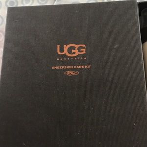 UGG SHEEPSKIN CARE KIT