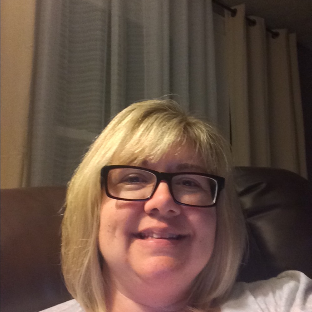 Meet your Posher, Carol