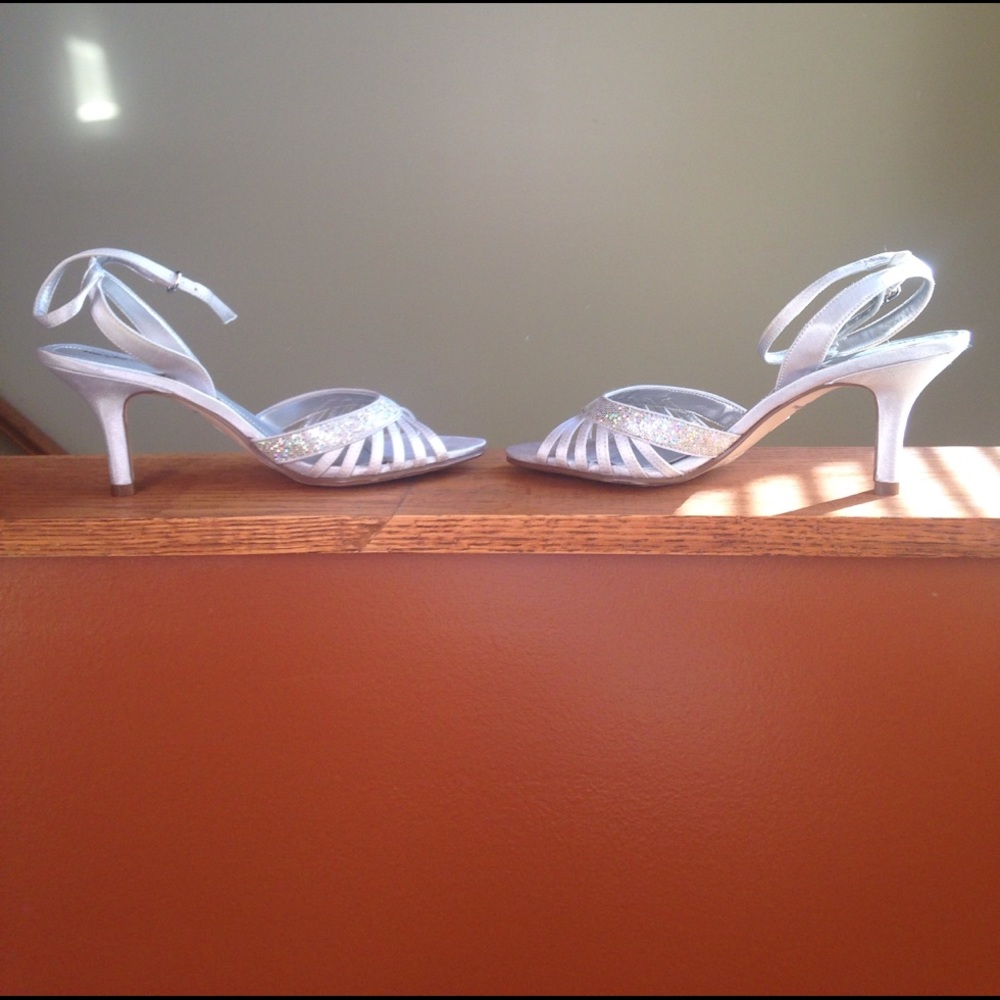 Silver sparkly dress heels